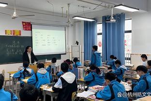 记者：桑乔正在德国体检，依据出场数及表现，租借费或超400万欧